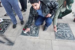 حضور کارکنان دیوان محاسبات استان در مراسم غبارروبی مزار شهداء